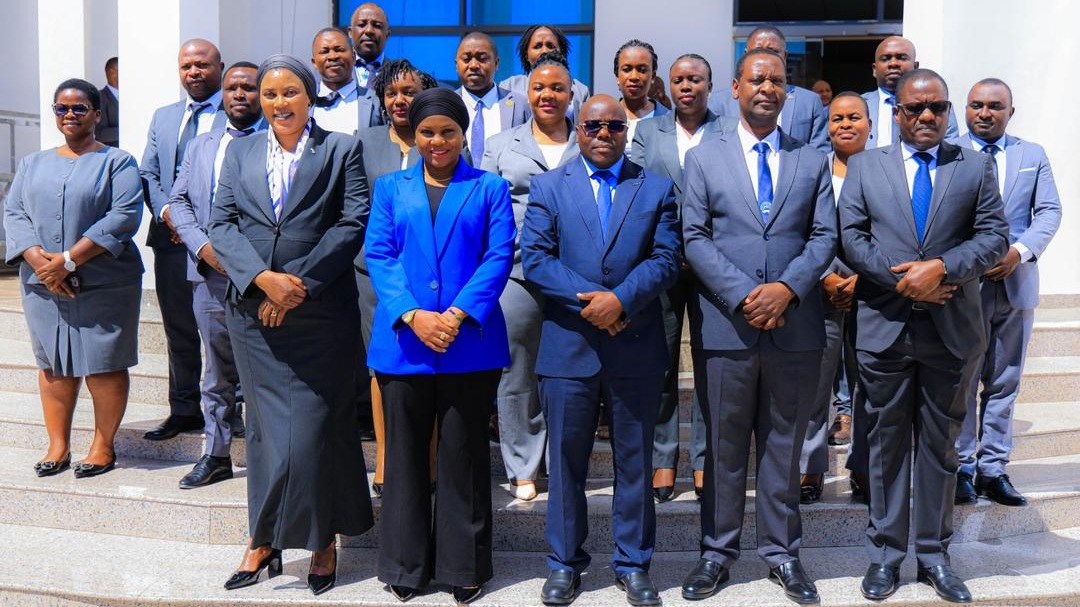 WAZIRI HOMERA AIPONGEZA NPS KWA KUPUNGUZA MSONGAMANO WA MAHABUSU MAGEREZANI